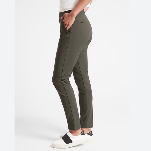 Athleta Pants - Athleta Wander Stash Skinny Pant
